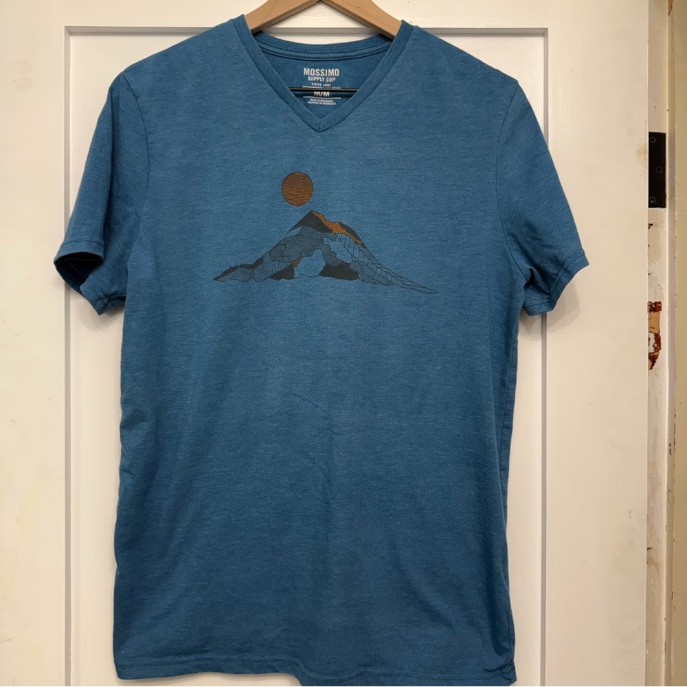 Mossimo Supply Co. - Graphic V-Neck Tee